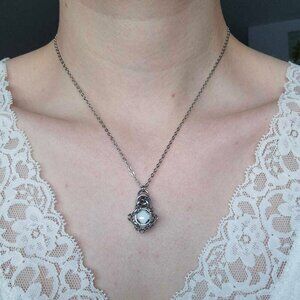 Vintage romantic classic teardrop caged pearl and silver chainmaille necklace